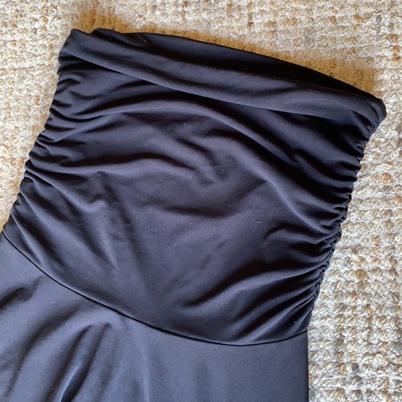 Black Convertible skirt and strapless dress. - Picture 2 of 7